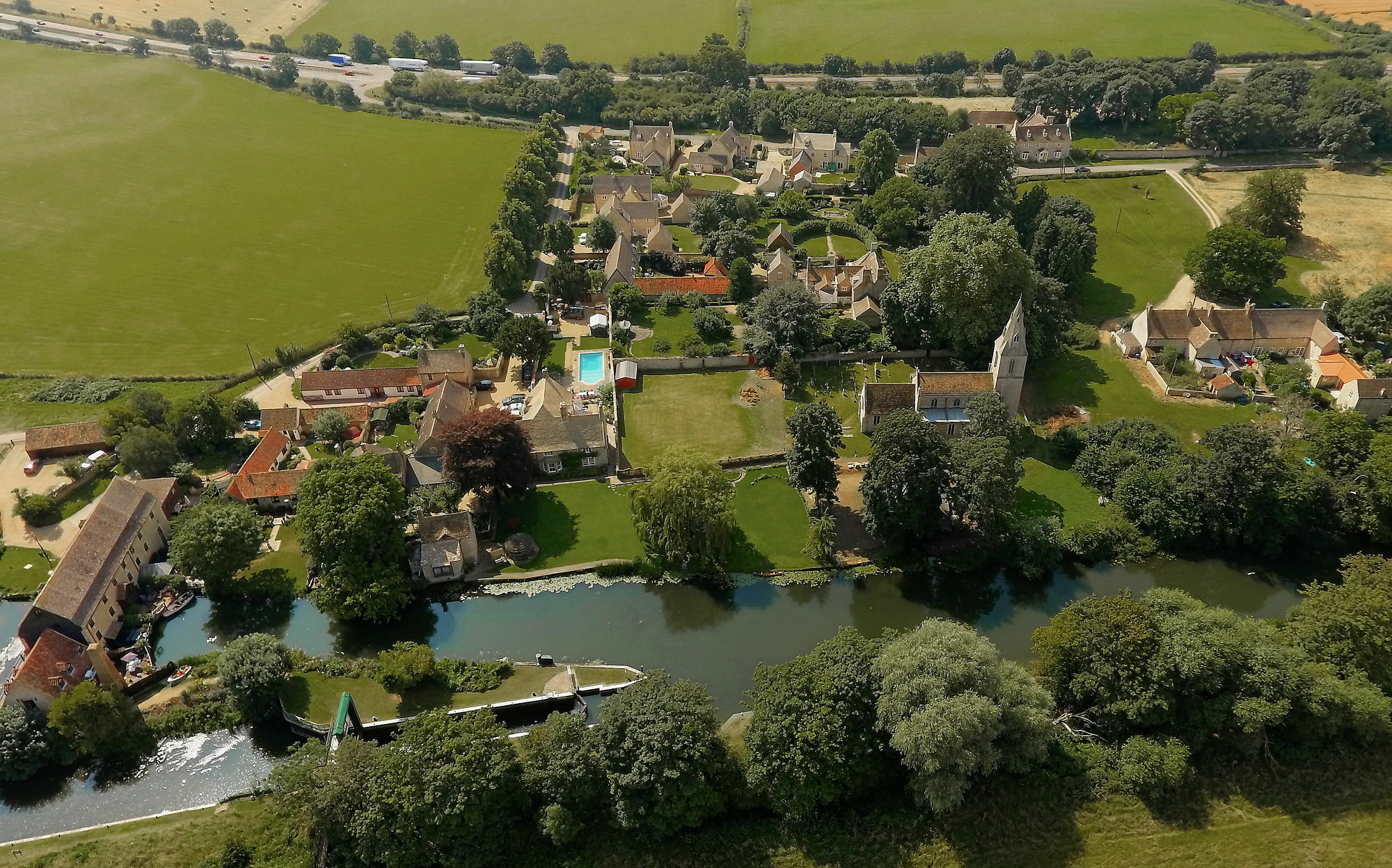 River Nene Cottages Water Newton Exterior photo